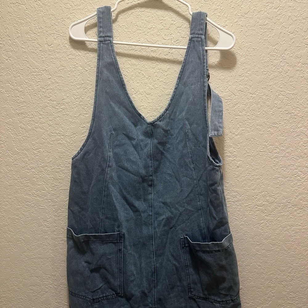 Denim Sleeveless Dress with Pockets Size Medium - Picture 3 of 6
